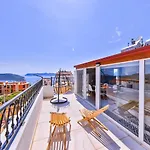 Goekyuezue * Kaş