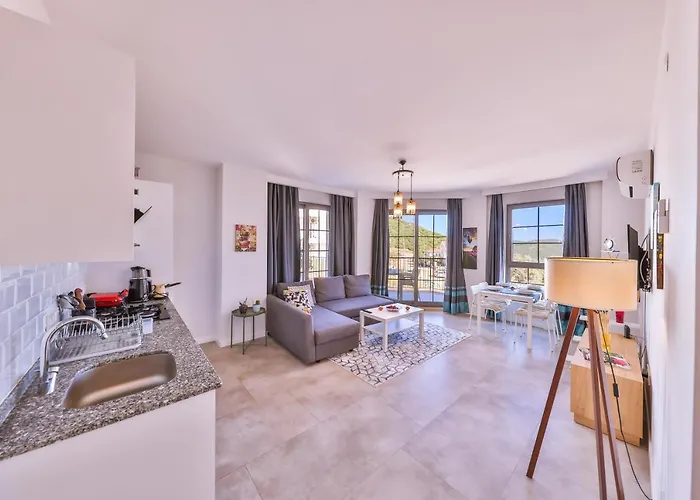 Goekyuezue Appartamento