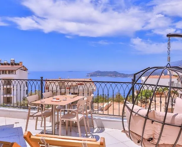 Appartamento Goekyuezue Kaş