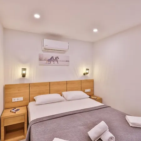 Goekyuezue Apartmán *