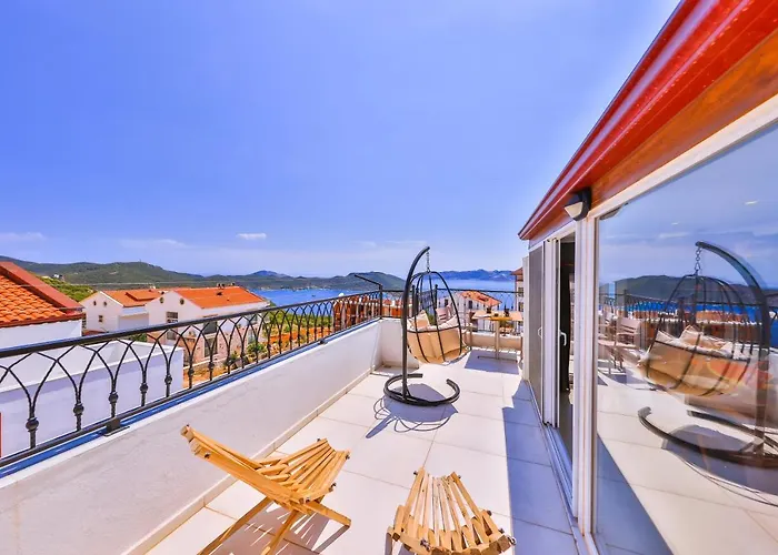 Lägenhet Goekyuezue *