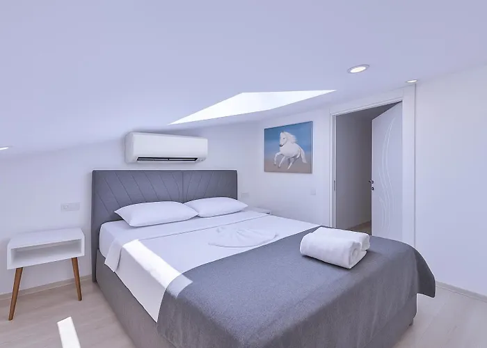 Goekyuezue Apartment Kaş