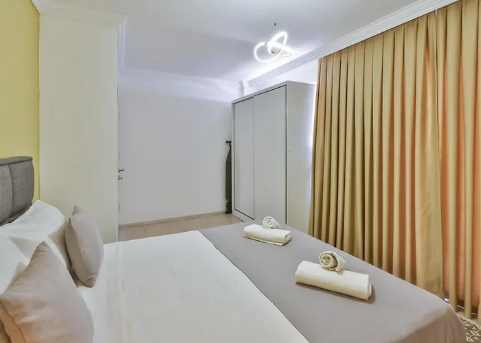 Lejlighed Goekyuezue *